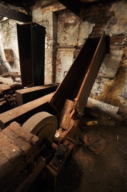 Inside Barnsley Sheffield 2.jpg