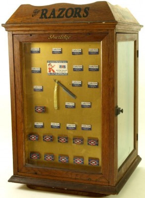 RobRazorDisplay.jpg