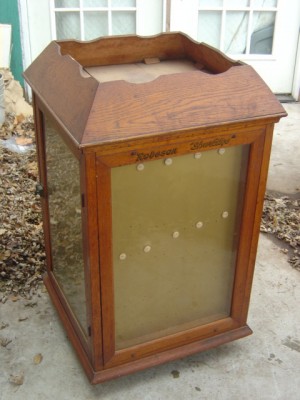 RobesonRevolvingCase4.jpg
