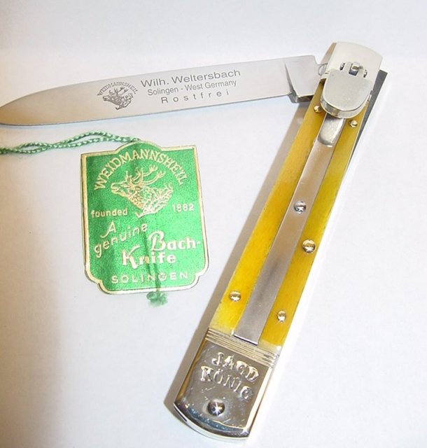 Lever Lock a.jpg