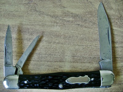 Camillus Whittler '41-'46 Sword Brand (Alpha) - Open.JPG