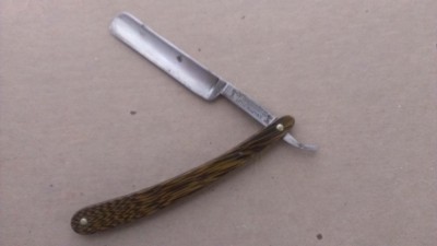 Grandpa Kumprey s Straight Razor.jpg