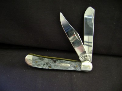 Case 1997 Copperhead Trapper - Open.JPG