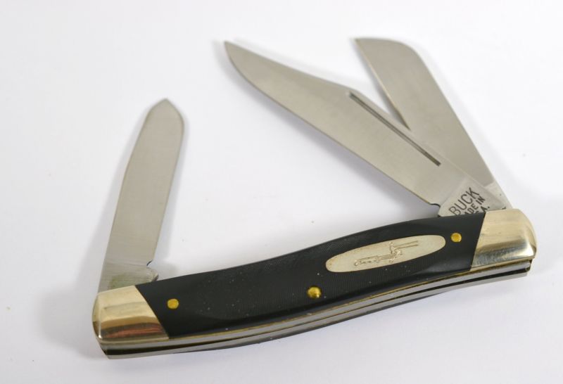 Buck 301 made by Schrade.