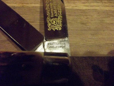 This is the knife i'm talking about. Anybody else have one like it? This pic is the front, I didnt take one of the back, but it's stamped 122.