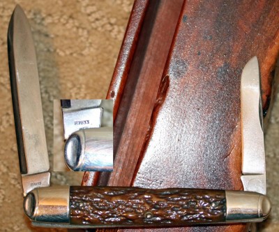 R7833 Back Open.jpg