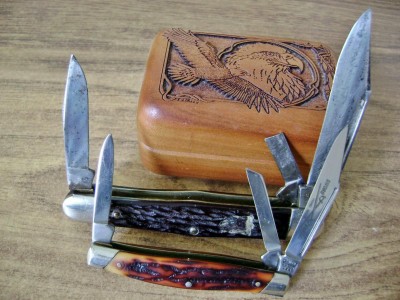 Camillus 70 - '60 to '76 Sword Brand Hiker compared to 72.JPG
