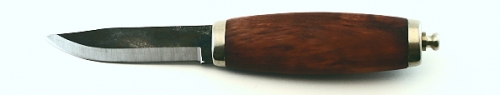 Traditional style Norwegian knife showing wide bevel and a quite thin edge. Performs very well!