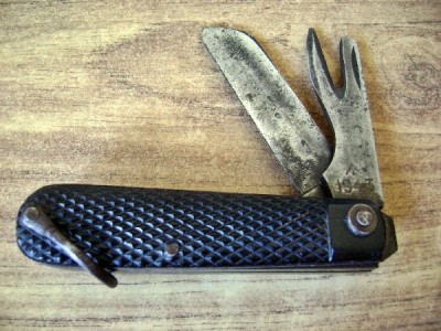 British Army Knife 1943 - Two Blade.JPG