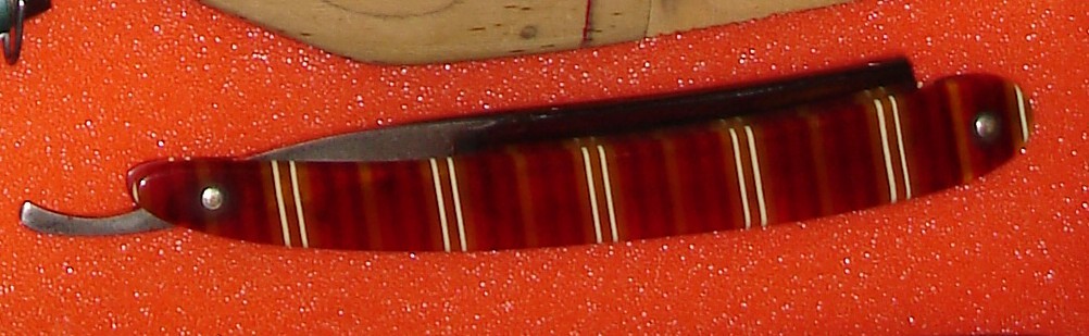 candy stripe razor.jpg