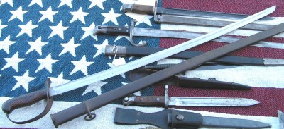 Foreign Militaria 001.jpg