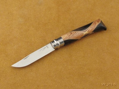 Opinel No 8 Chaperon (001399).jpg