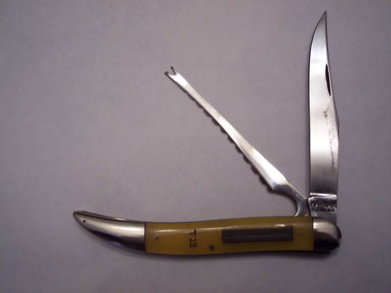 VINTAGE KNIFE CELLULOID[1].jpg