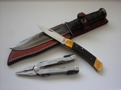 Wilderness knives 001.JPG
