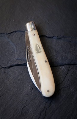NW Hawthorne Ivory Bone (1 von 2).jpg