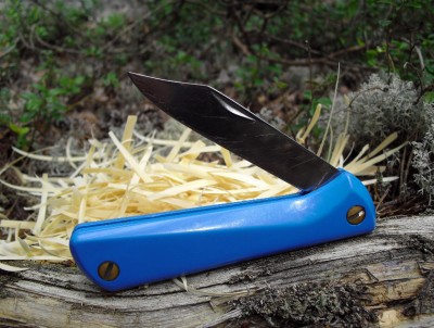 Eka blue shavings.jpg