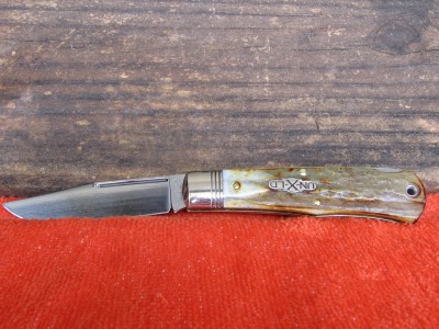 721110 Northfield Stag Mini-Lockback.JPG