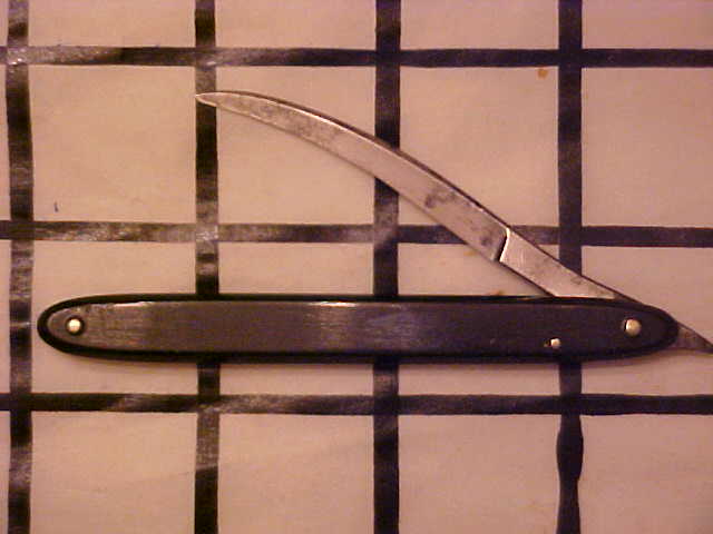 2FoldingScalpels5.JPG