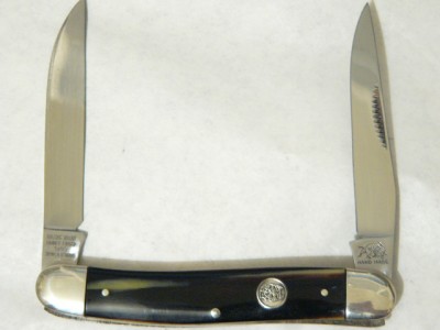 Bulldog Coonstripe Moose (front)