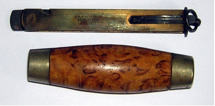 ANTIQUE HOLMBERG FOLDING BARREL KNIFE WOOD BURL SWEDEN -1.jpg