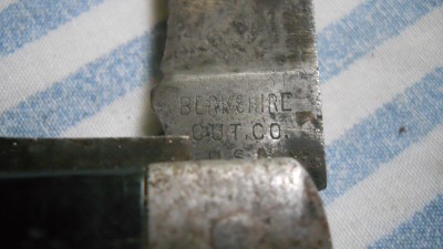 date per Goins': c 1939 - Simmons Hardware trademark