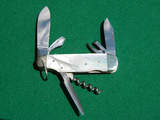 Boker TS 2.0 Jigged Bone Trapper Folding Knife