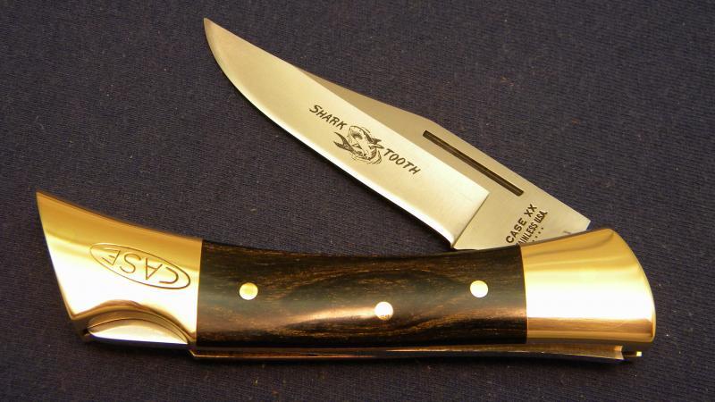 Case XX Stainless USA 4 Dot (1976) Pakawood P197 L SSP Shark