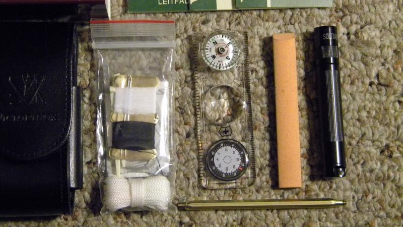 Victorinox sos 2025 survival kit
