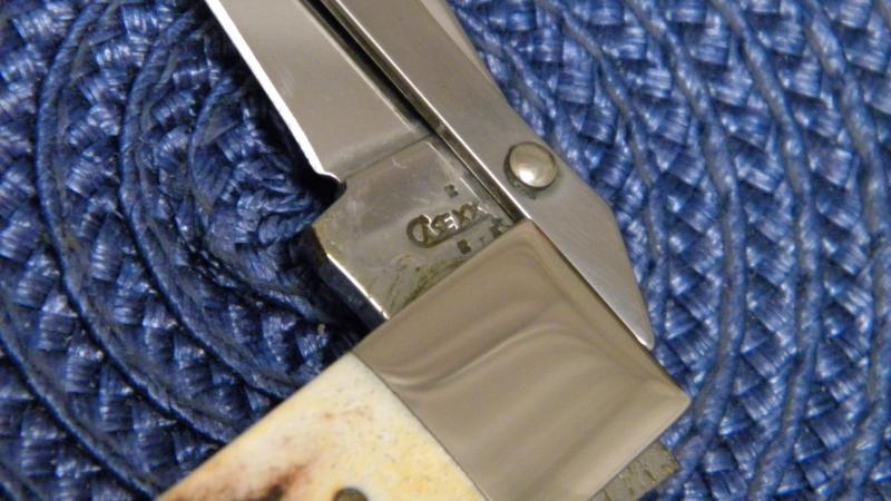 Vtg 1977 Case XX 5111 1/2 Blue Scroll Stag Cheetah Swing