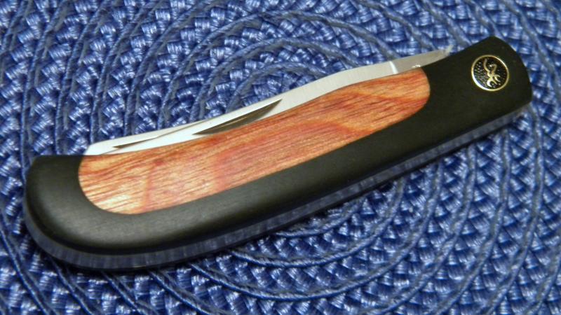 Browning Japan Model 820 Wood/Zytel Mini Trapper Knife - NIB