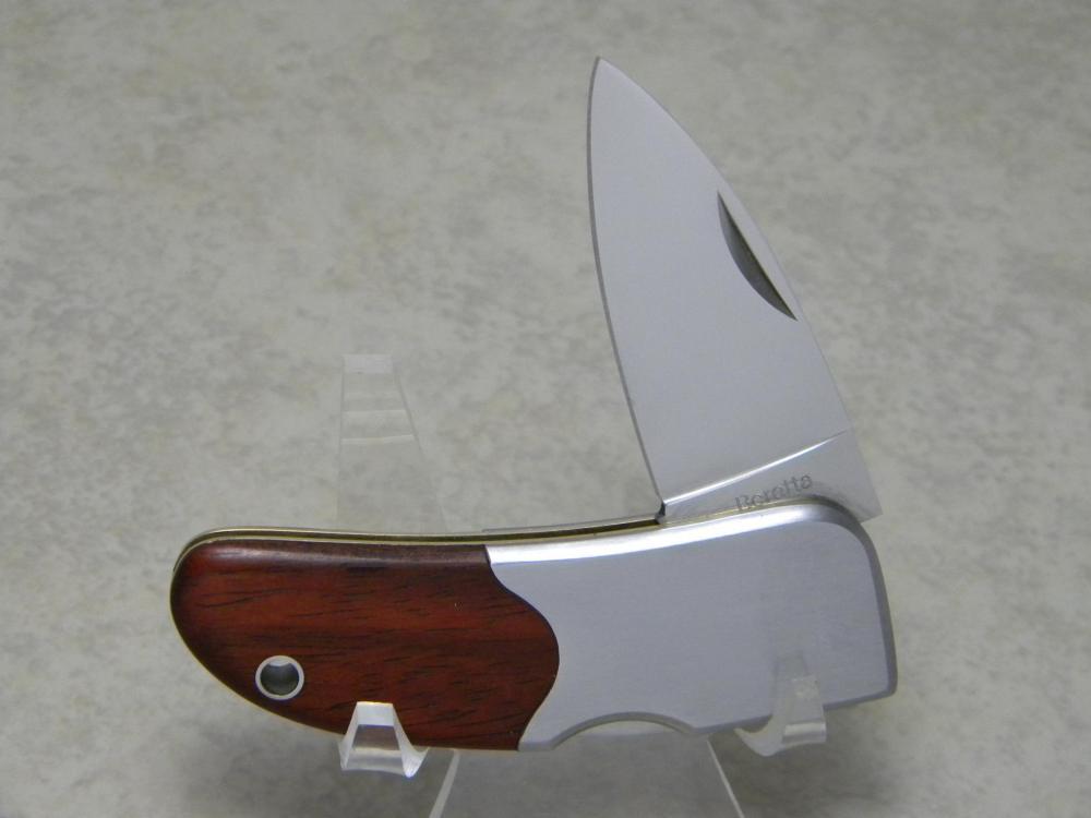 想像を超えての Beretta Seki Japan Wood Folding Lockback Knife その他