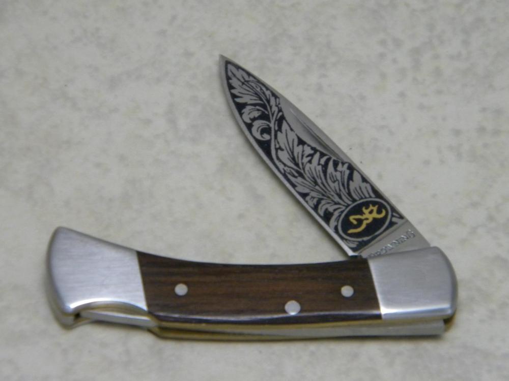 Browning Japan Model 301 Wood Lockback Knife