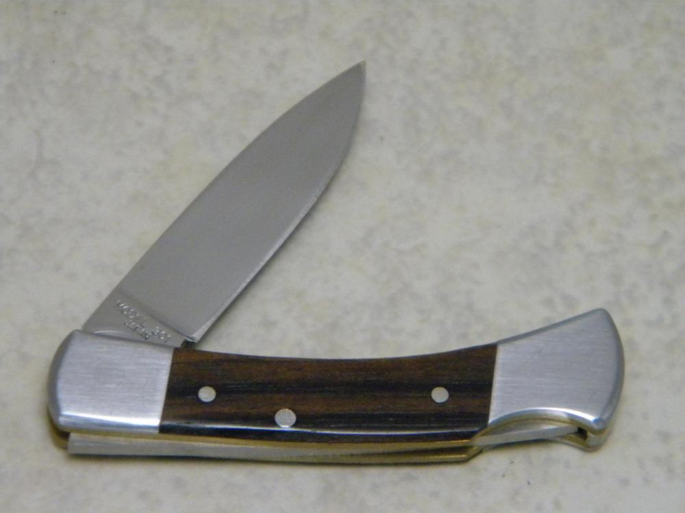 Browning Japan Model 301 Wood Lockback Knife