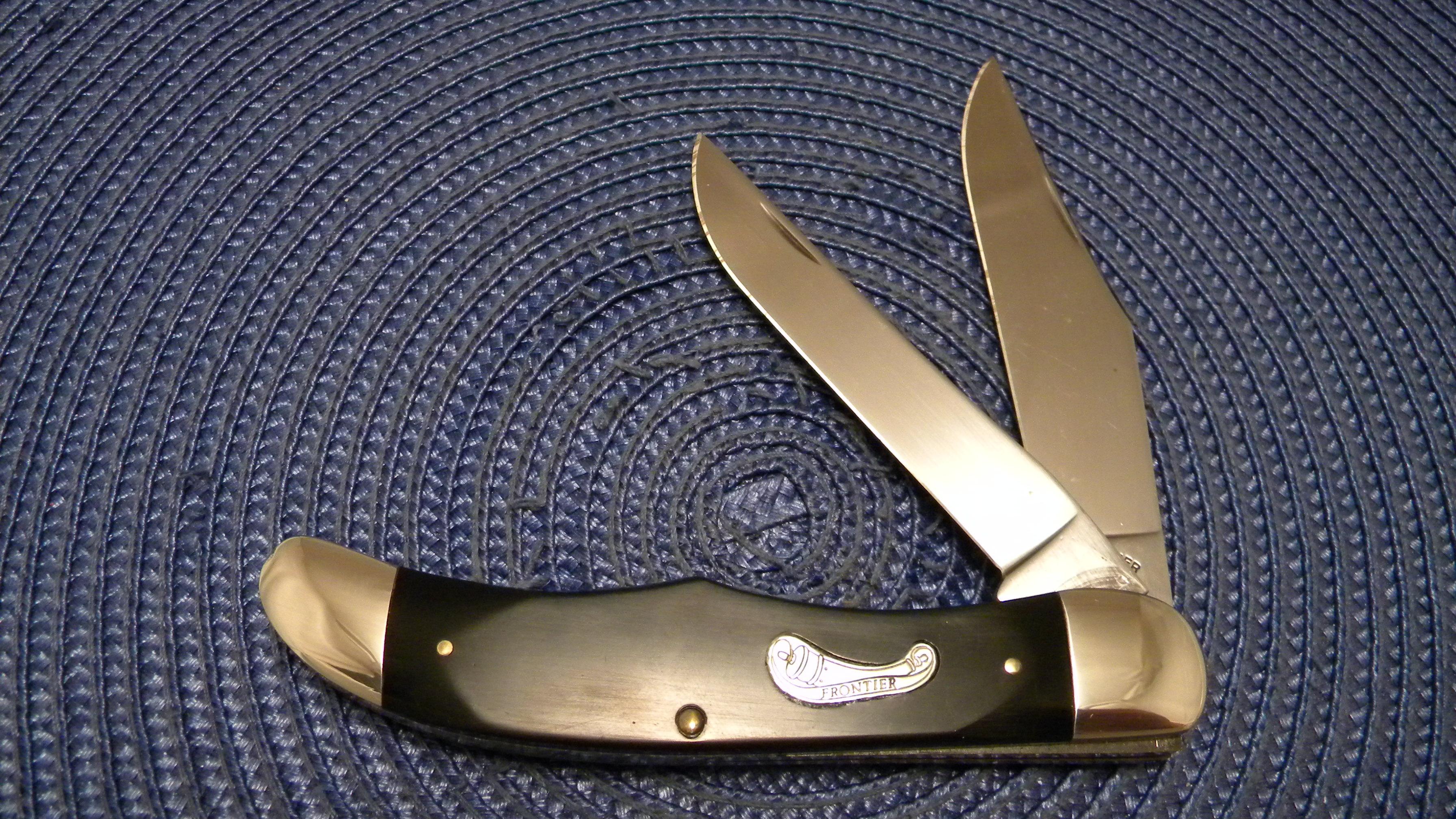 Frontier Imperial USA 4624 Black Folding Hunter Knife