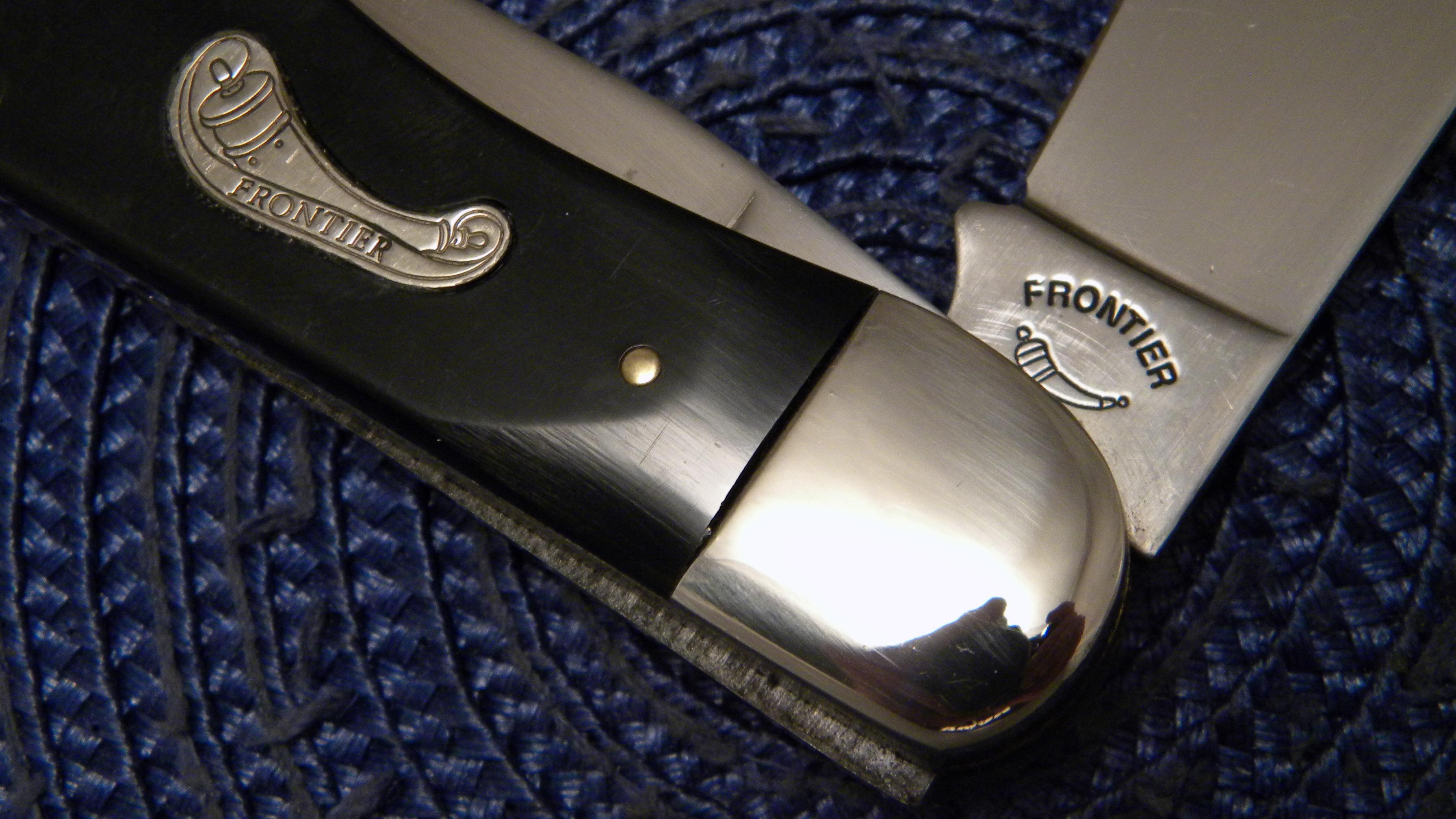 Frontier Imperial USA 4624 Black Folding Hunter Knife