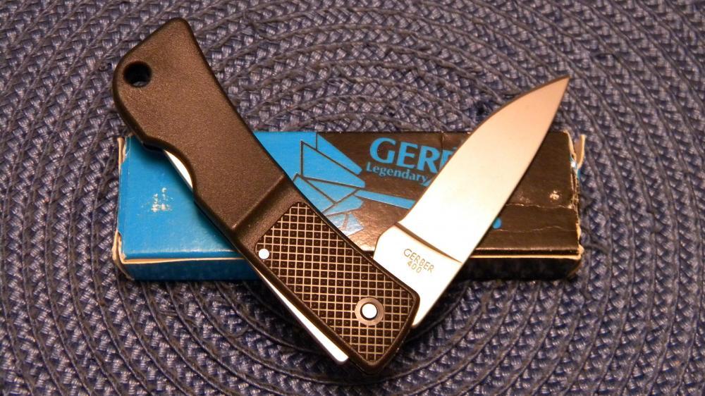 Gerber Portland OR USA Black Micro LST Model 400 Lockback Knife in Box