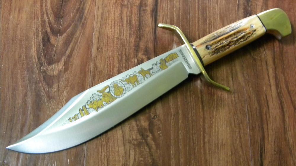 Western Coleman Knife Made in USA 52 Lockback Black Checked