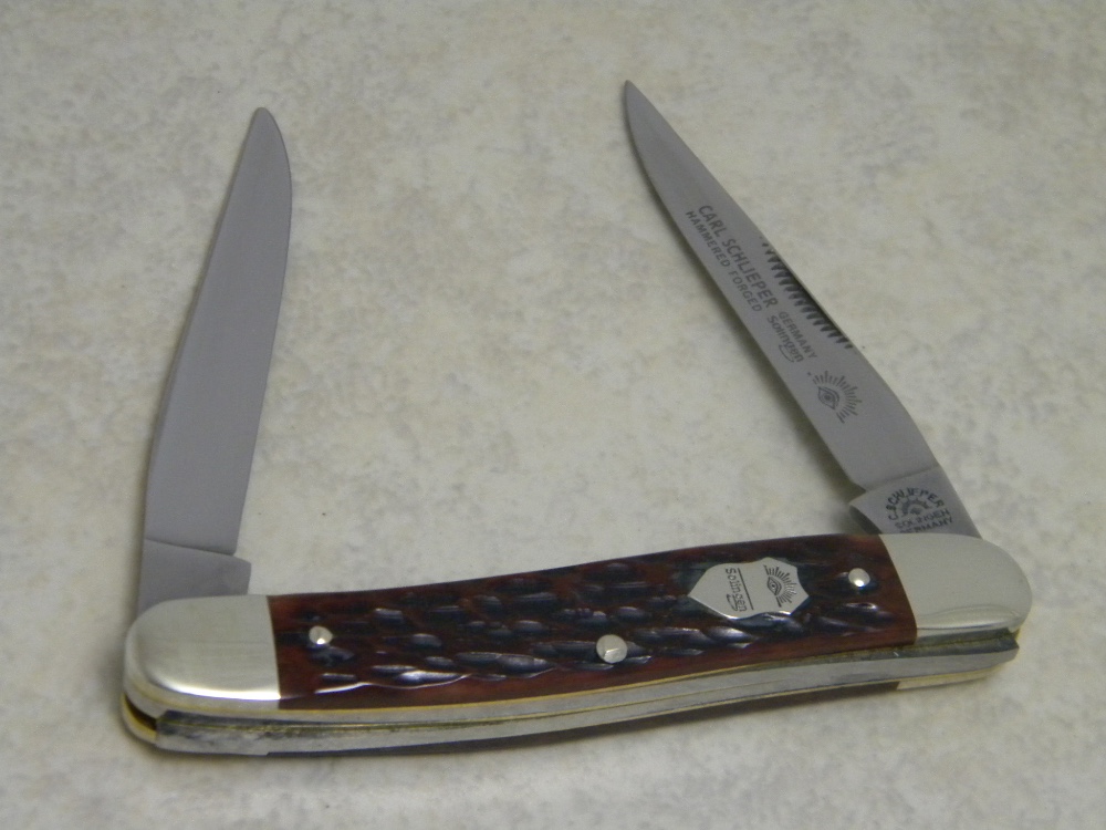 C. Schlieper German Eye Solingen Germany Red Bone Muskrat Knife