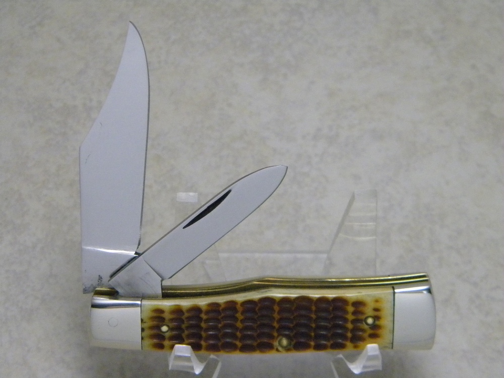 Queen Cutlery Co. Made in USA Jigged Bone Gunstock Knife Wolverine