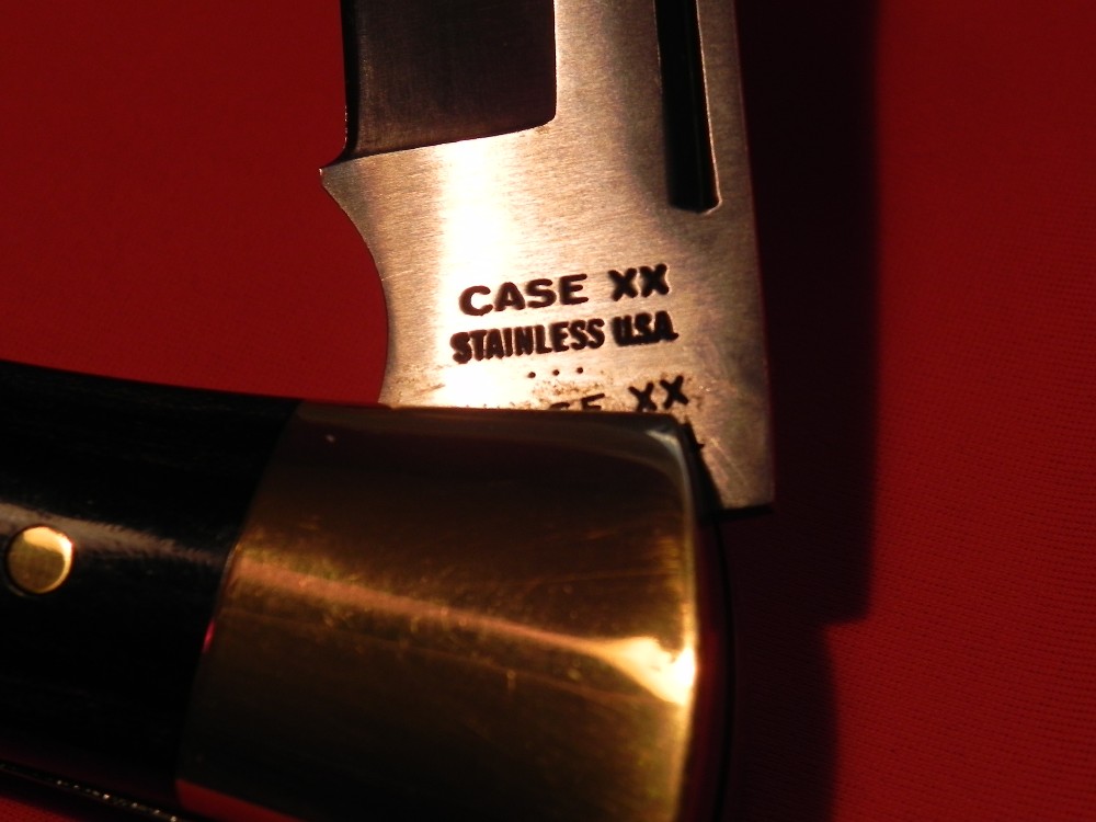 1977 Case xx Shark Tooth Folding Hunter P197 L SSP Knife w