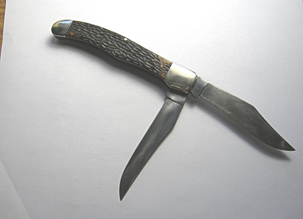 Western Folding Hunter