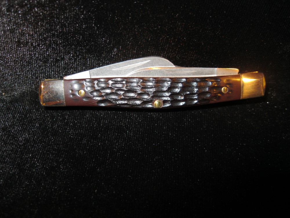 Case XX USA 6344 SS SS 1997 BRADFORD PA Knife has box