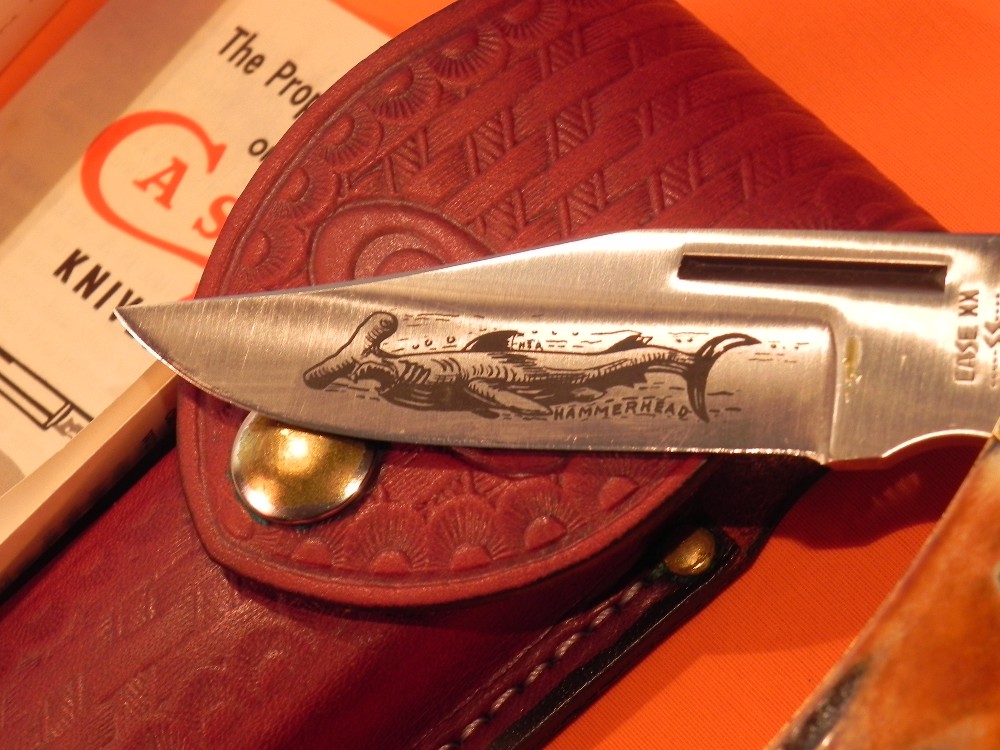 1981 Case xx Hammerhead Shark Folding Hunter Knife w Sheath