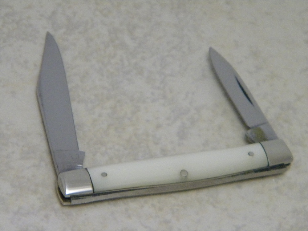 Case XX 1940-64 Imitation Pearl 9233 Pen Knife