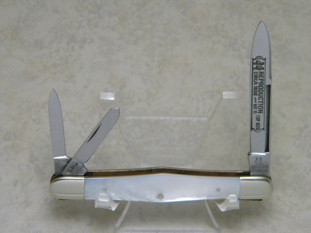 Kissing Crane Robt Klaas Solingen Germany Pearl 