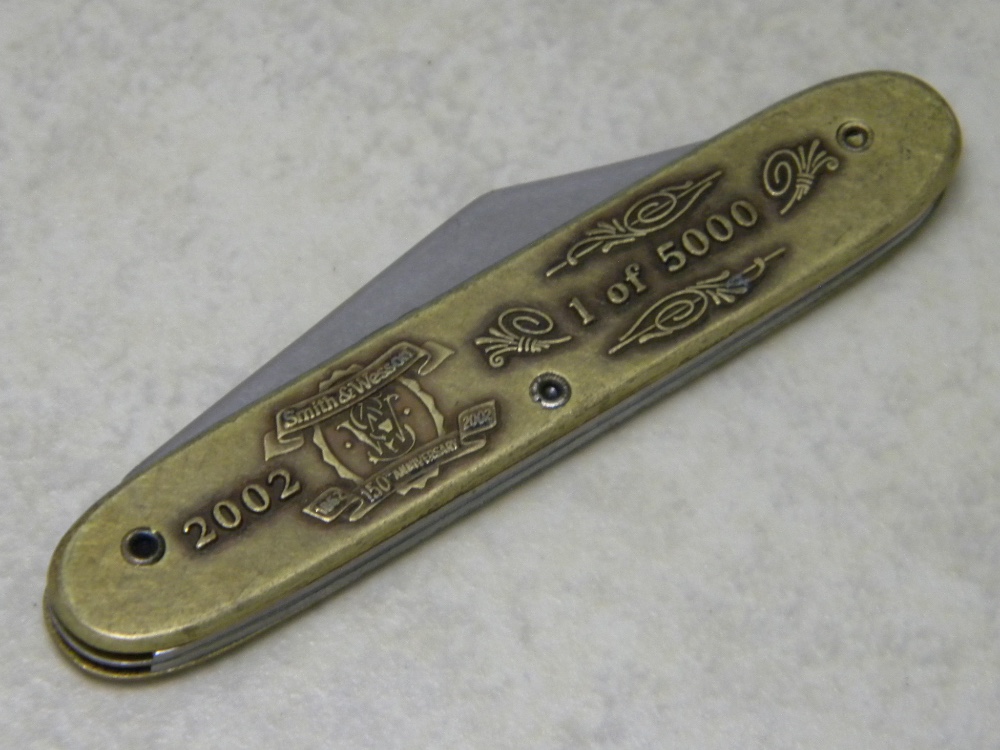 Smith & Wesson USA 150th Anniversary 1852-2002 Brass 2 Blade