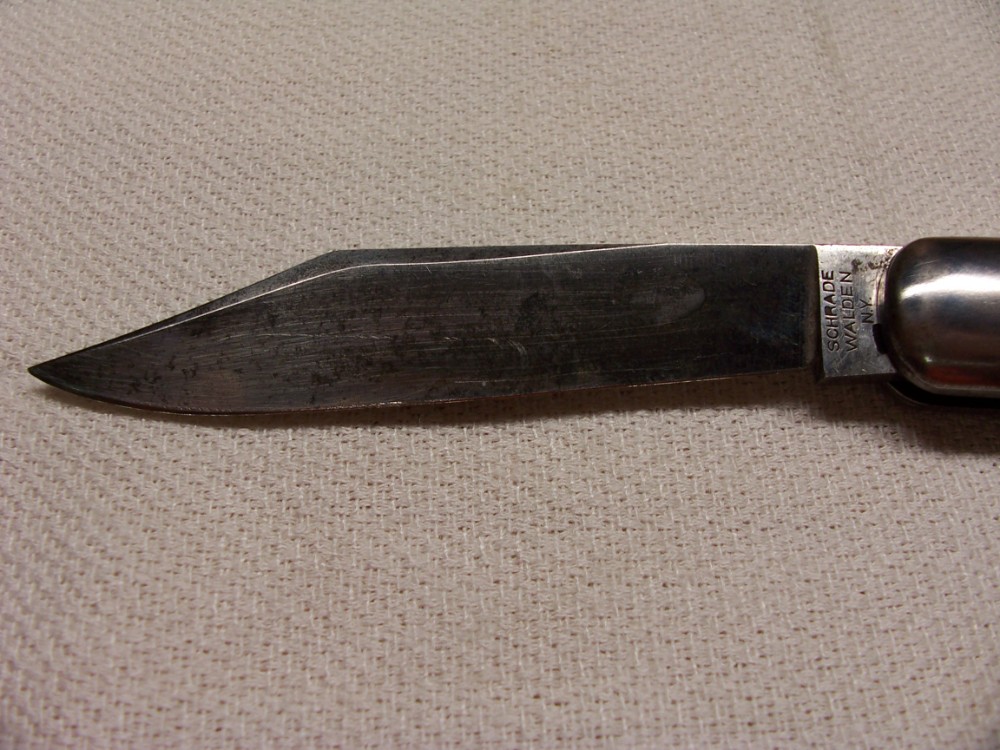 SCHRADE WALDEN AUTOMATIC/SWITCHBLADE IMITATION JIGGED BONE HANDLES c