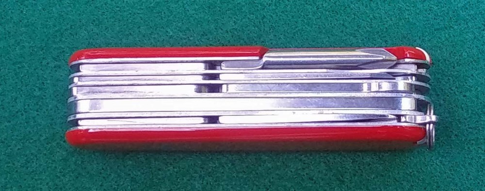 Victorinox troubleshooter hotsell