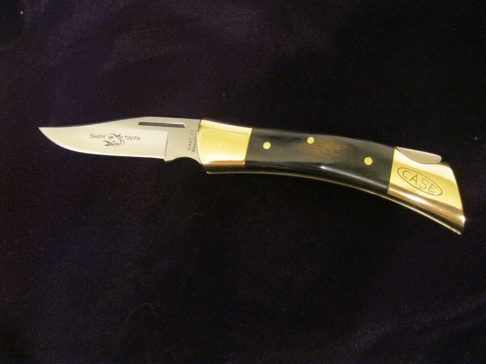 デッドストック CASEXXケース U.S.A シャーク トゥース SHARK TOOTH P197 LSSP フォールディングナイフ 折りたたみ IW406AK_LP16CSE_E Case Shark Tooth XX SS USA P197 LSSP WITH BOX & LEATHER