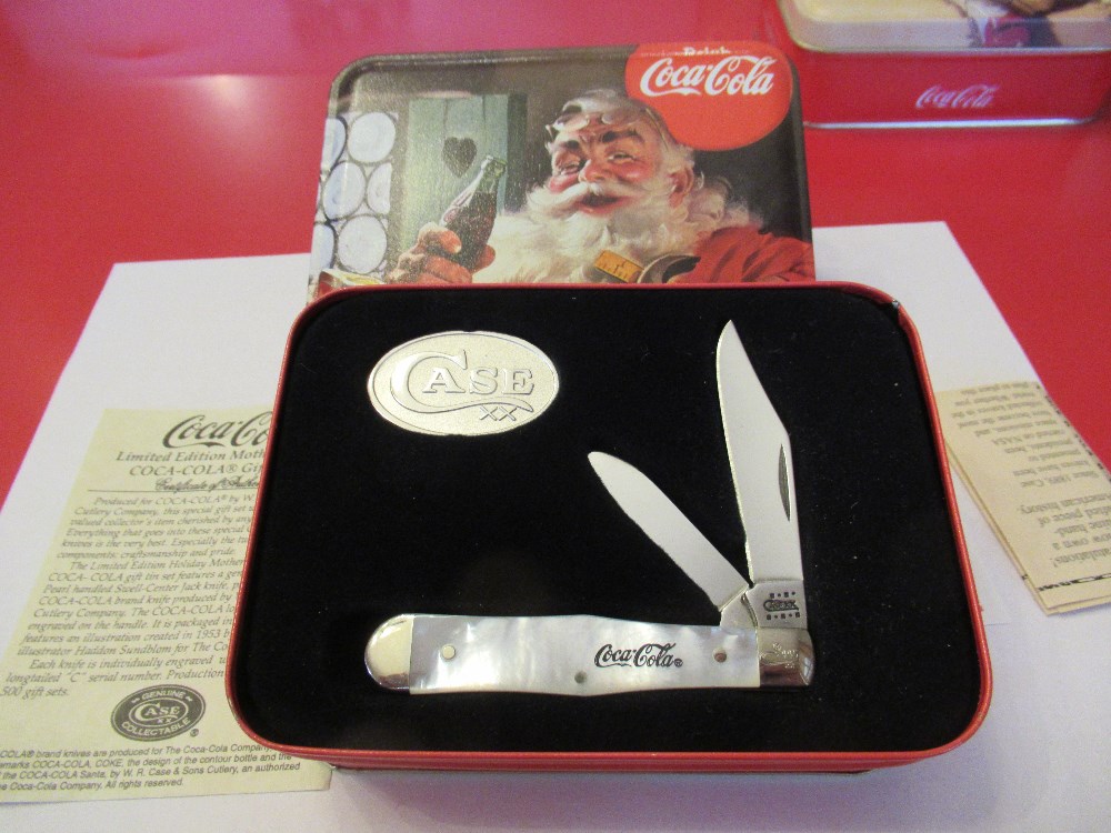 Case XX Christmas Coca- Cola Pearl Coke Bottle pattern # 8225 1/2 SS